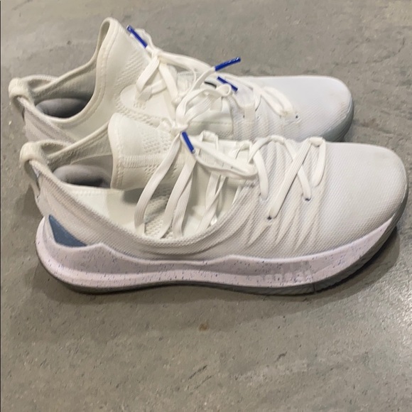 under armour - Picture 1 of 1